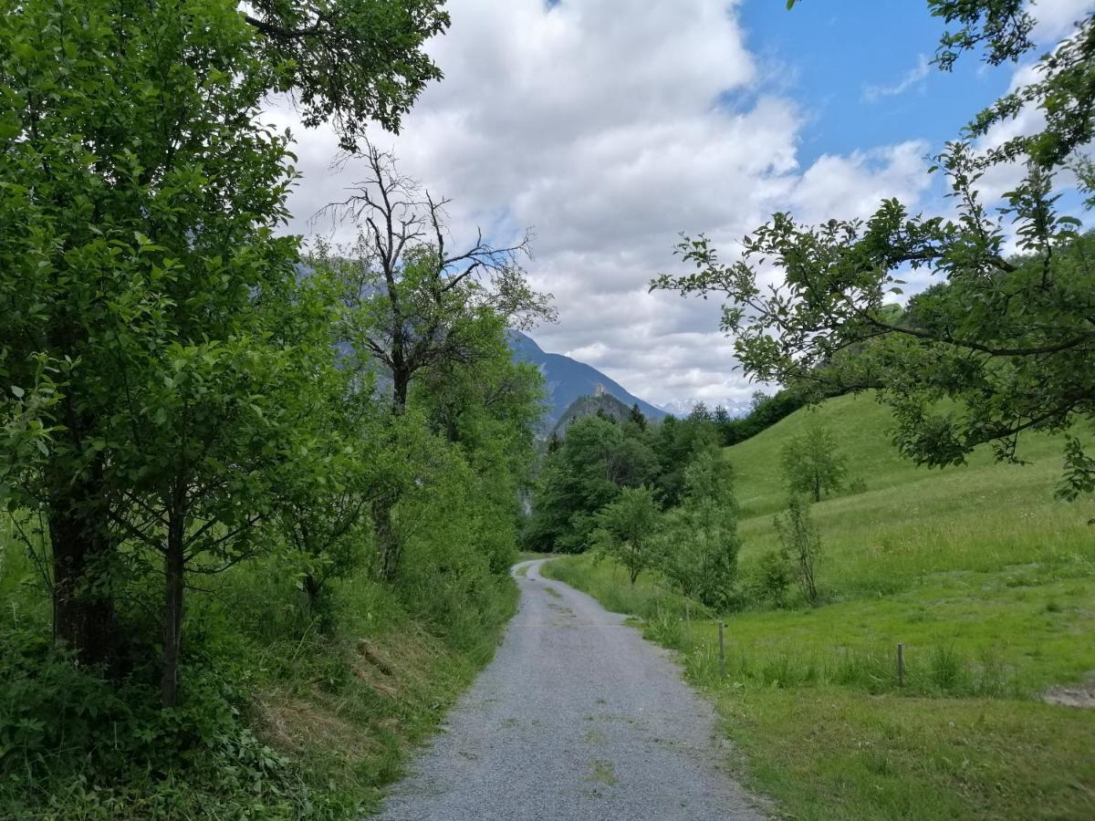 Landhaus Zangerl - Kobelerhof Landeck Bagian luar foto