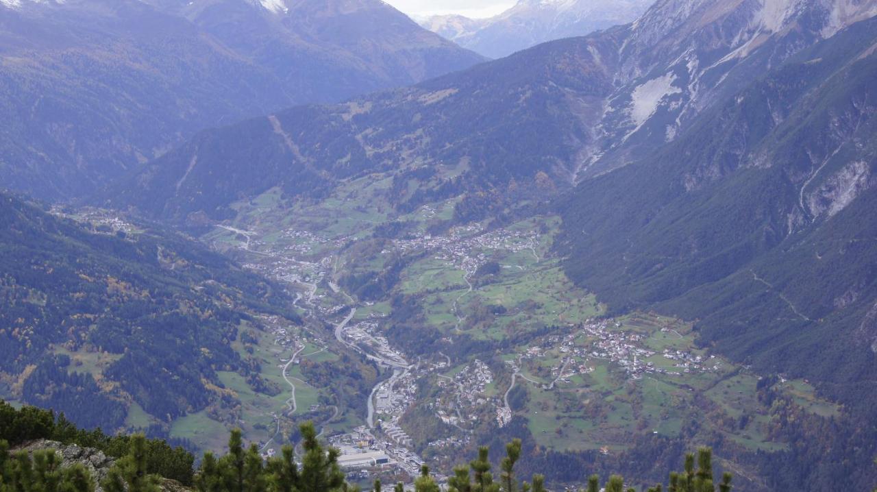 Landhaus Zangerl - Kobelerhof Landeck Bagian luar foto